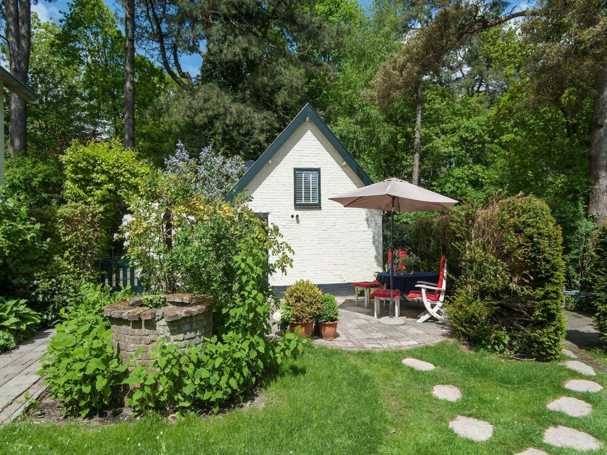 Pleasing Holiday Home In Schoorl With Patio Exterior photo